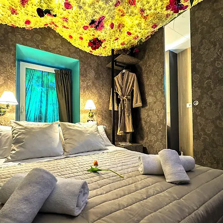 Luxury Camp At Union Lido 5*